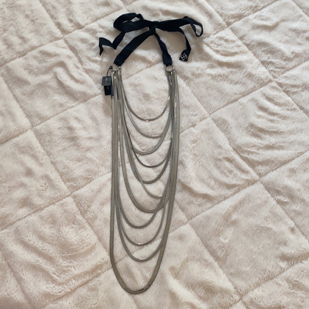 NWT BCBG statement necklace